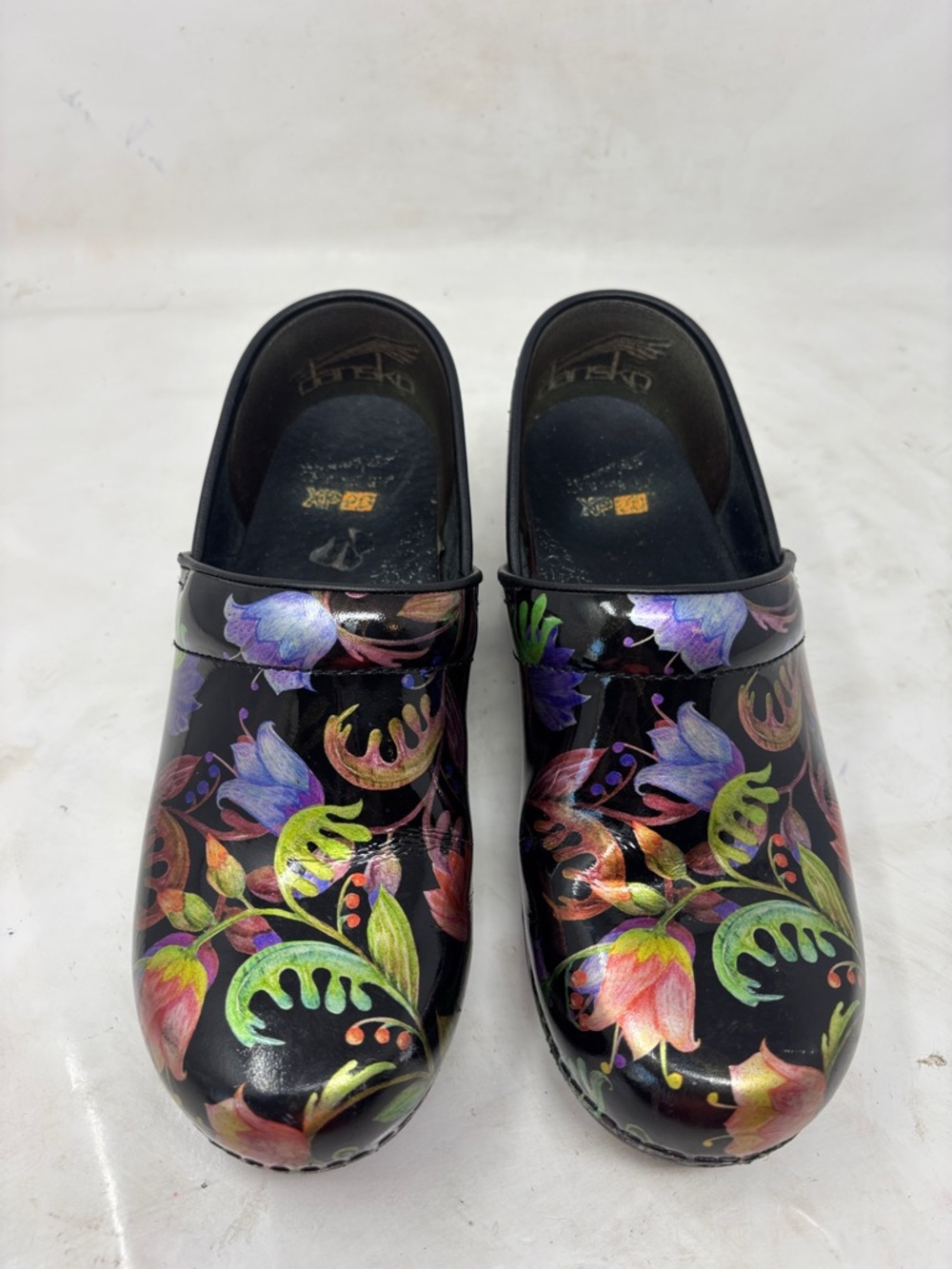 Dansko Black Floral Patent Clogs with Multicolor Blooms - Picture 5 of 8